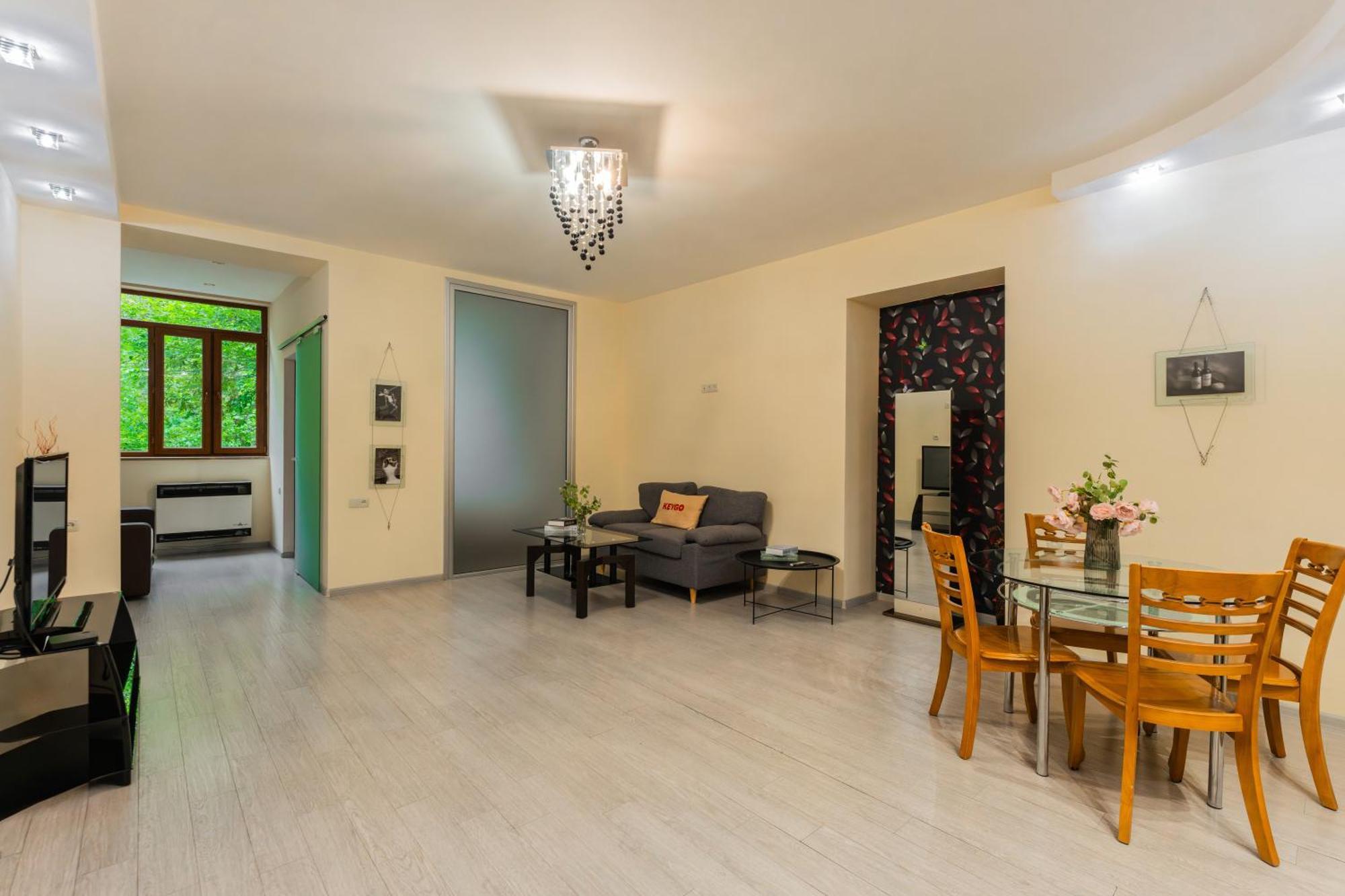 1Br Apt Near Opera Self-Enter By Keygo 25 Yerevan Ngoại thất bức ảnh